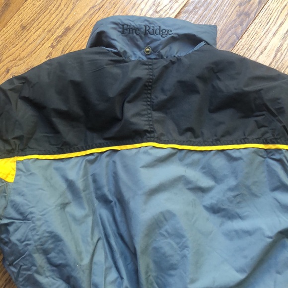 Boys Columbia Winter Jacket - Picture 5 of 7
